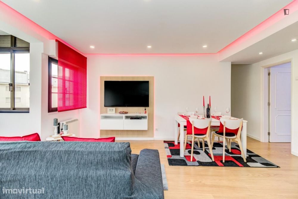 Apartamento com 4 quartos - localizado em Lisbon