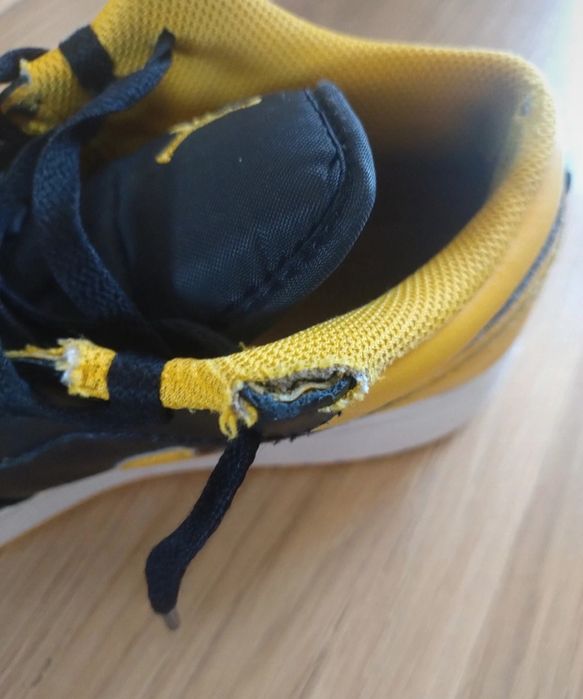 Nike Air Jordan 1 Black-Yellow