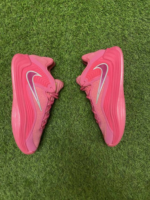 Баскетбольні кросівки nike