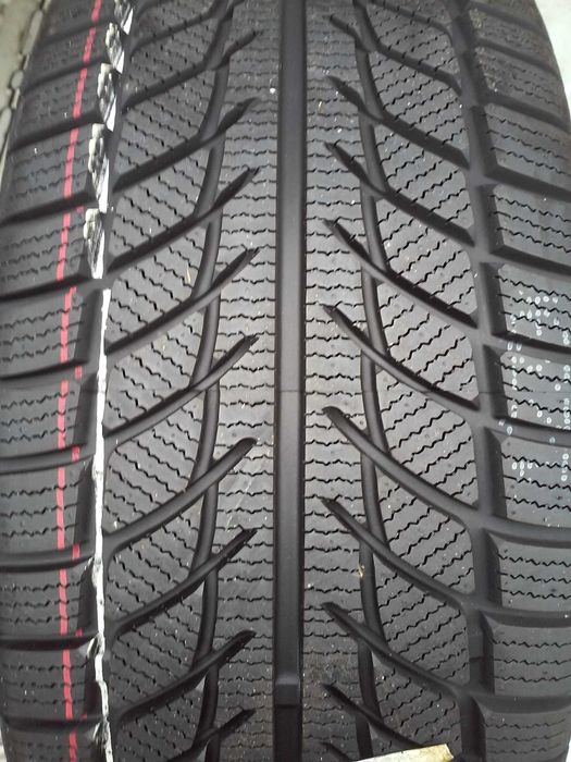 Nowe opony zimowe 175/65 R14 82H TRAZANO SW608, osobowe