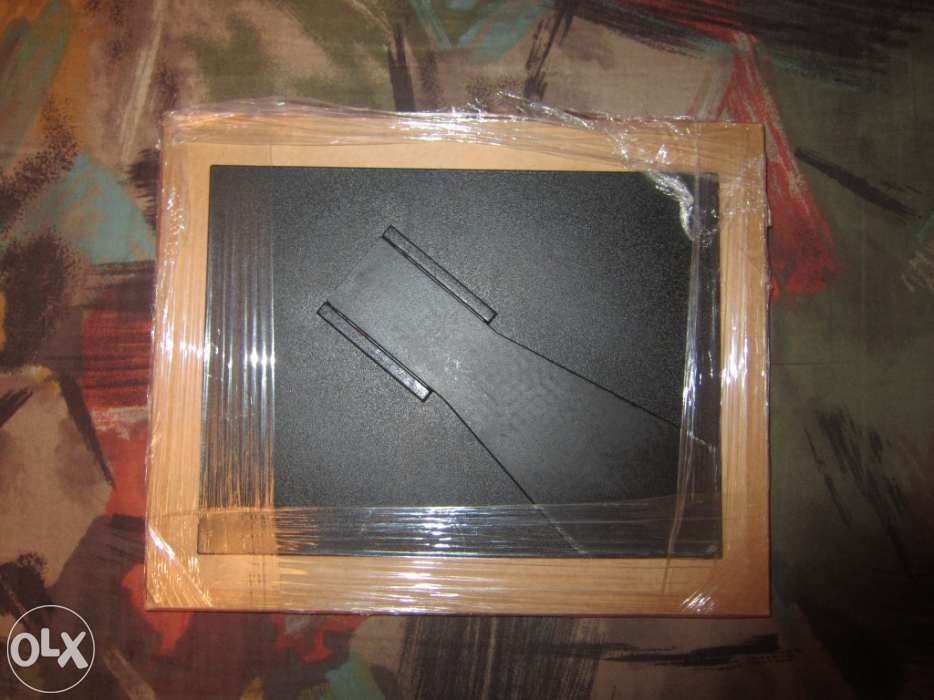 Passepatu bordado em ponto de cruz feito à mão "Vanessa"