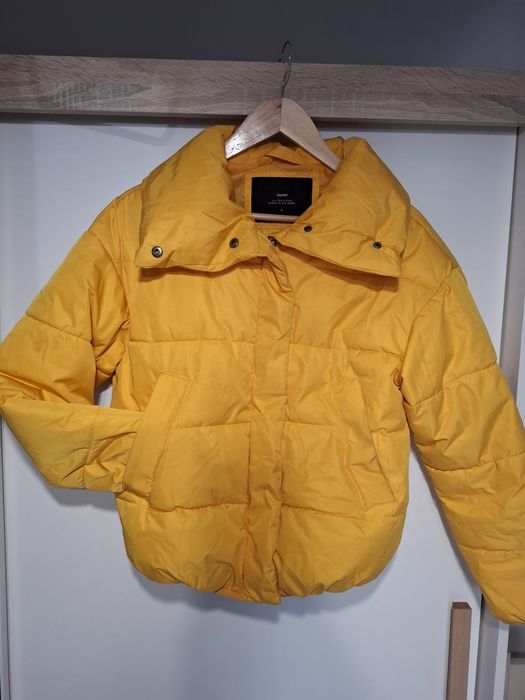 Przejściowa  kurtka damska Cropp r S .