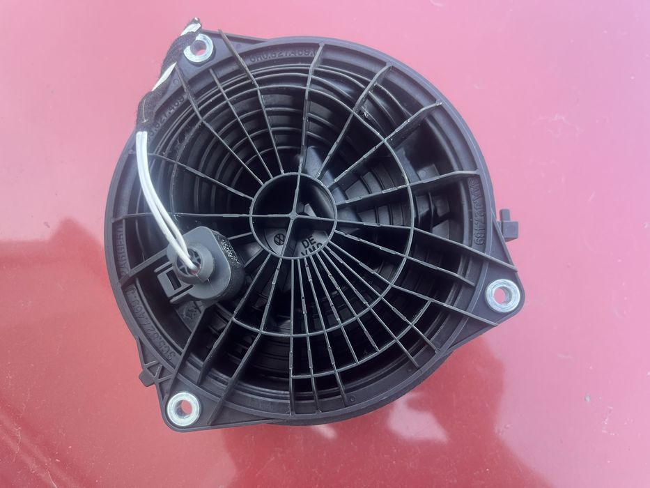 VW Golf 6 - klamka klapy