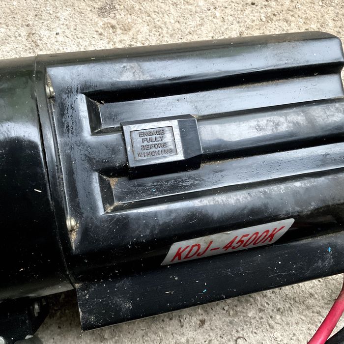 Guincho - reboca até 2 toneladas