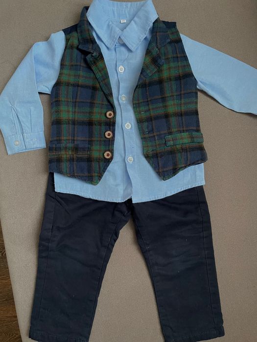 Костюм святковий для хлопчика 86-92