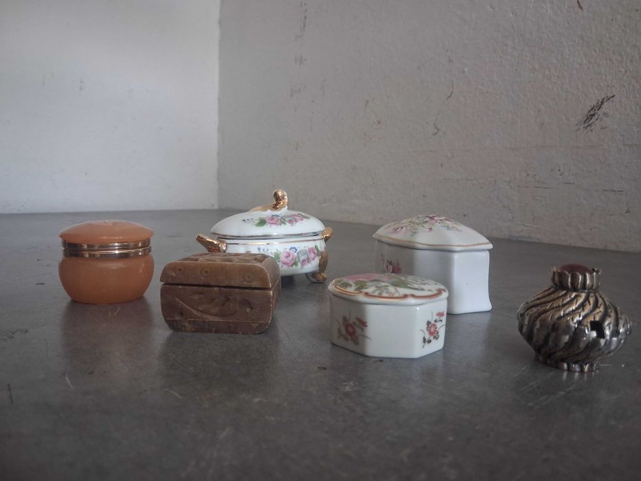Miniaturas Em porcelana