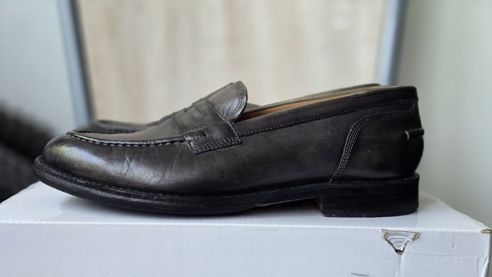 Лофери Grenson UK7