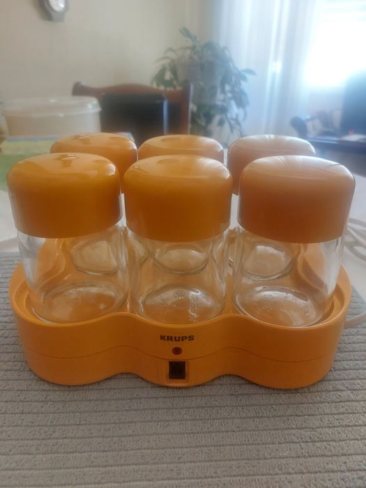 Iogurteira  krups com 6 copos