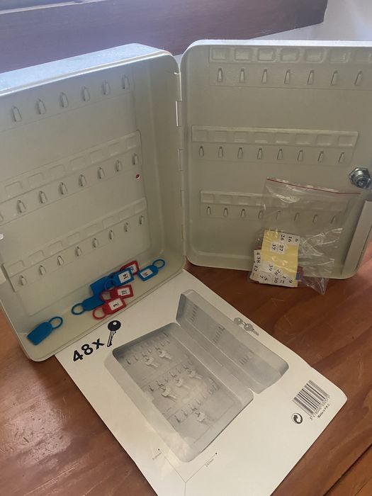 CHAVEIRO METAL PARA 48 CHAVES