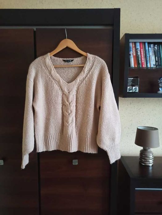 Beżowy sweter Top Secret r 38/40