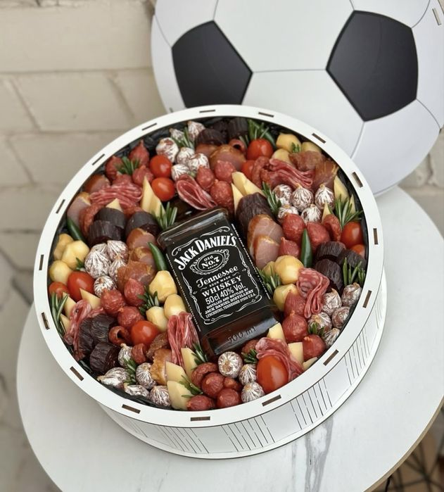 Подарунки , подарункові набори , подарункові бокси