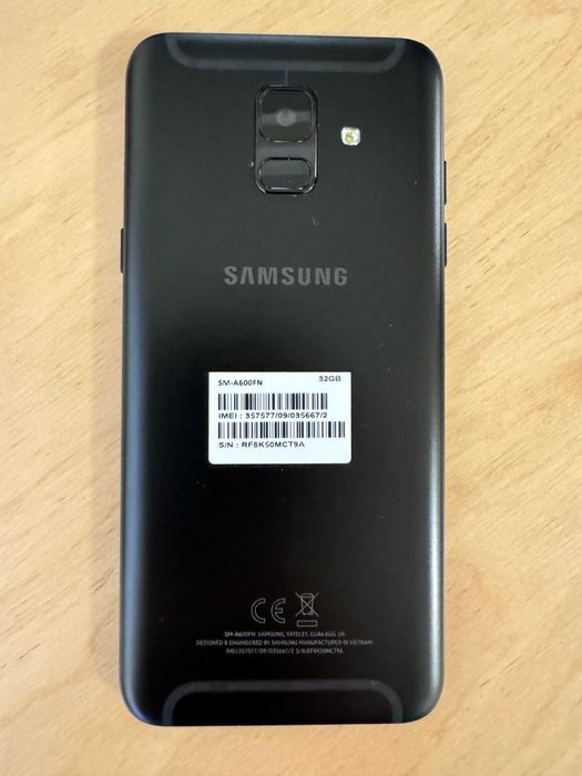 Samsung Galaxy A6 Mobile Phone and iPad Pro 11''64309864045441121
