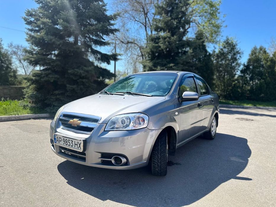 Автомобили в аренду под выкуп. Работа в такси машина