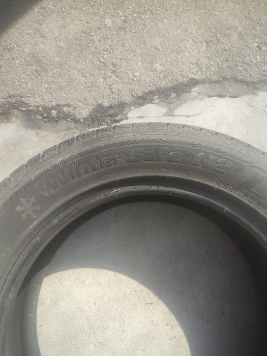 продам шини 225/60/18