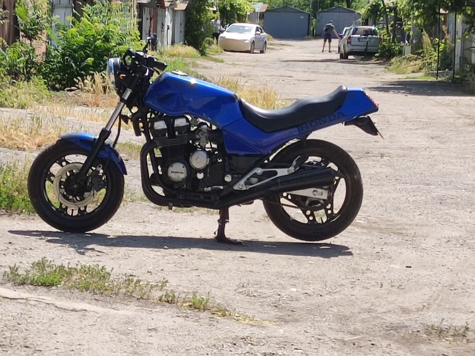 Продам мото honda cbx 750 f
