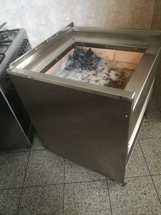 Churrasqueira usada em inox /feita por medida