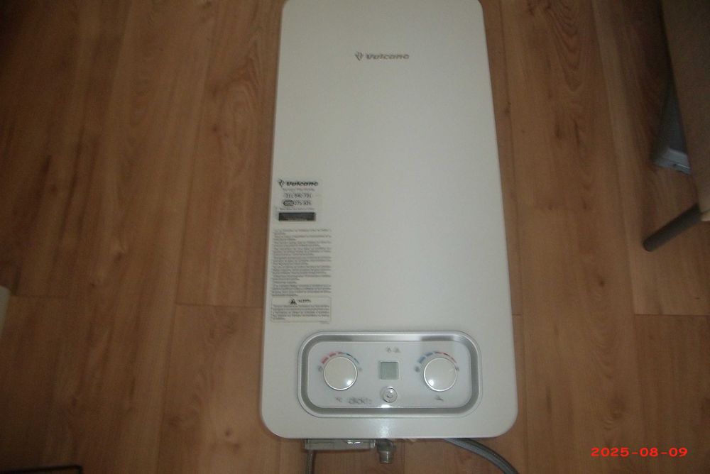 Vendo esquentador Vulcano gás natural com 2 anos 150 euros