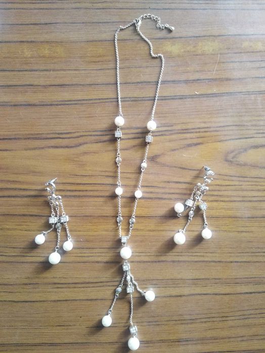 Распродажа Бусы колье браслеты подвески запонки