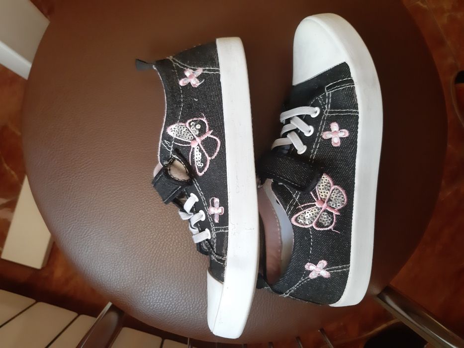 Buty trampki czarne na rzep r. 34