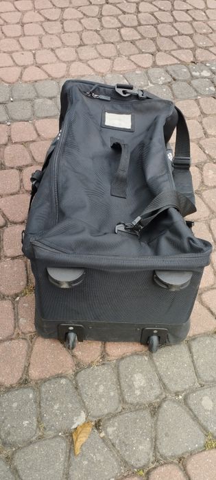 Duża torba podróżna na kółkach firmy Adidas
