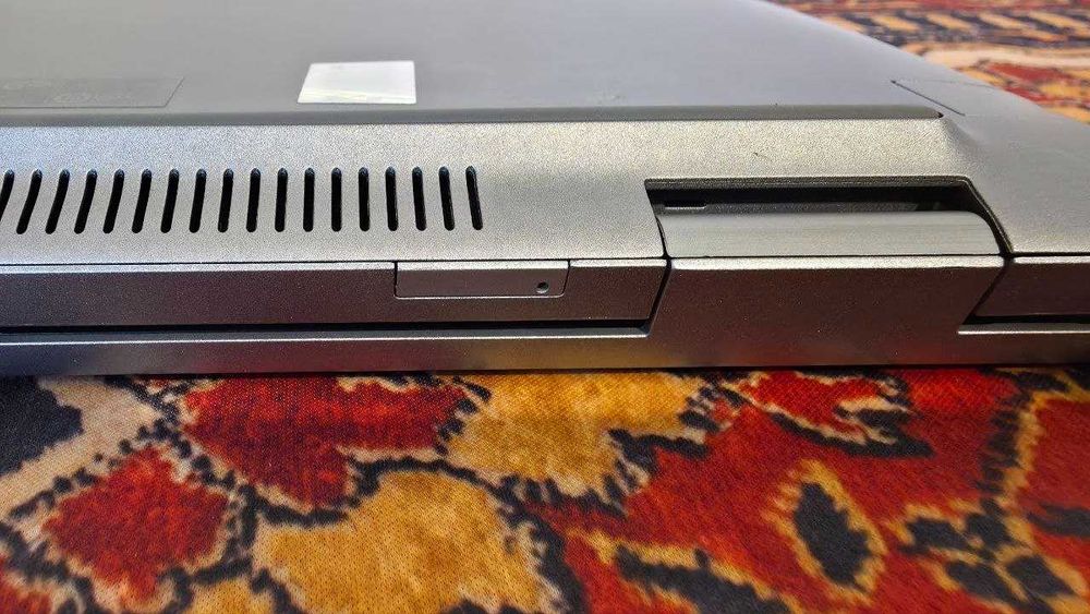 Dell latitude 5520 i7-1165G7 32GB/512GB SSD