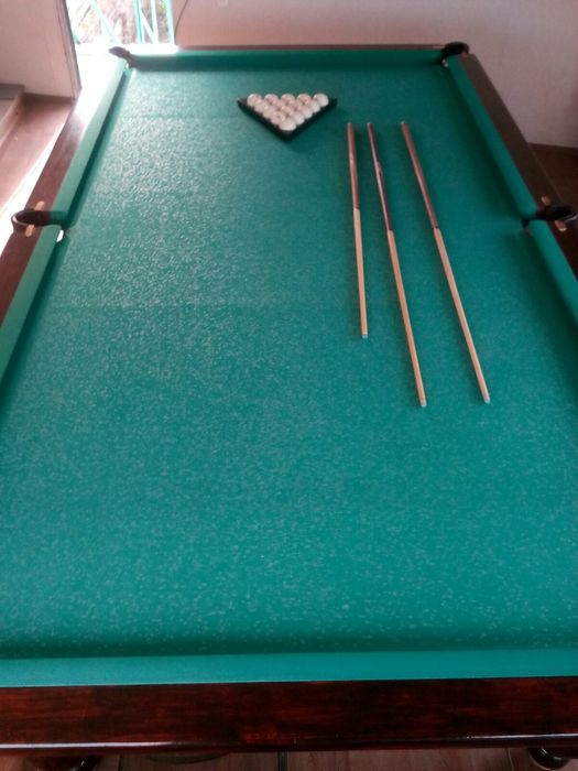 Продам Бильярдный стол 10 футов в отличном состоянии
