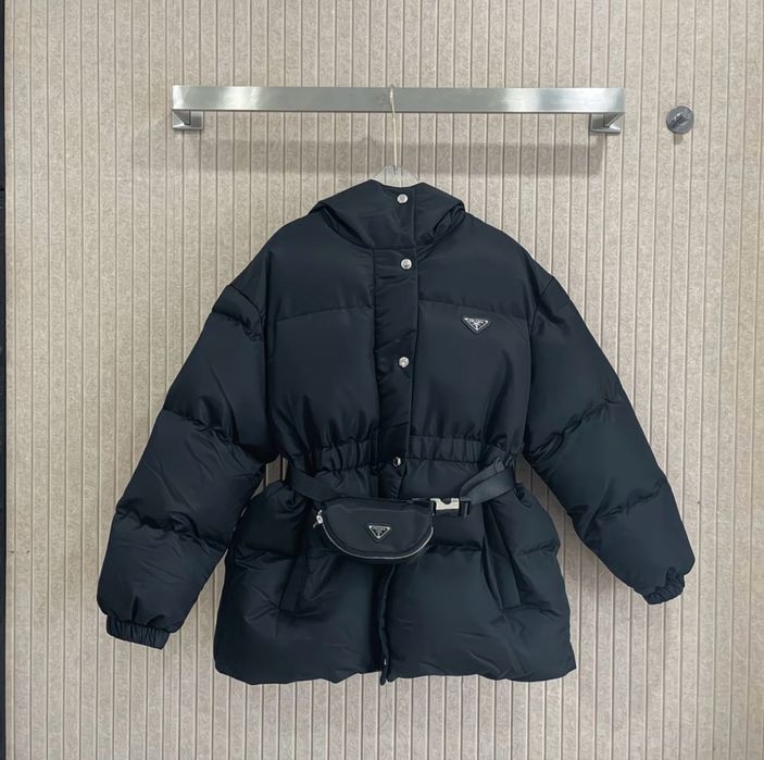 Куртка зимова з ременем