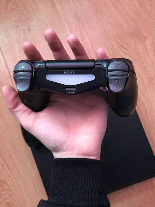 PlayStation 4 
Продаю Pla