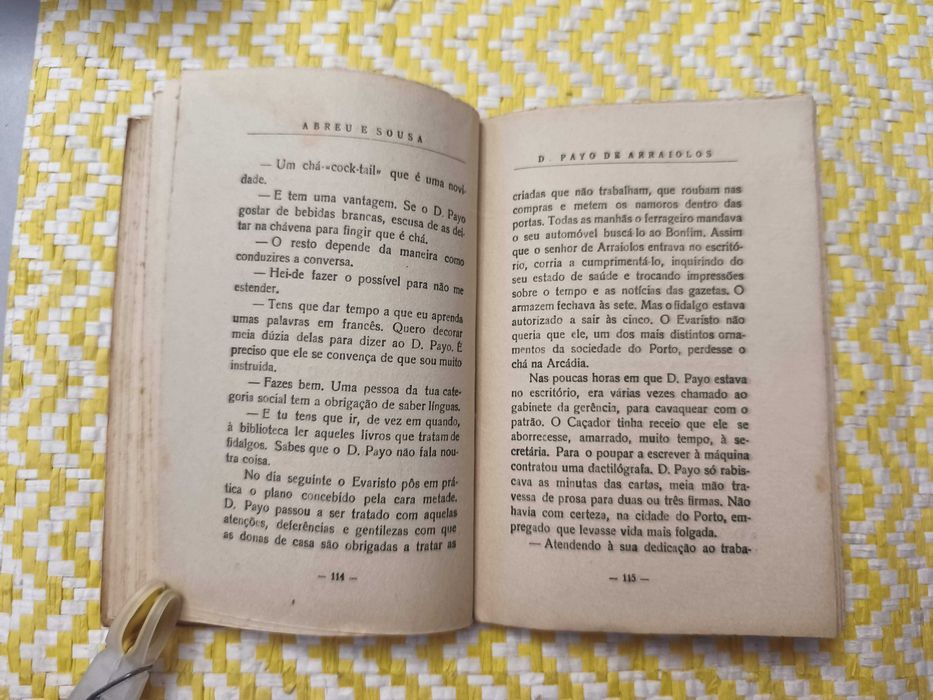 D. Payo de Arraiolos - Romance de brasão no dedo. 
Abreu e Sousa