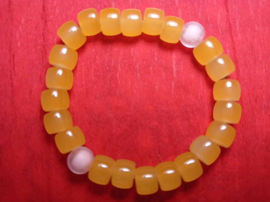 Прикраси ручної роботи браслети, сережки, брелоки