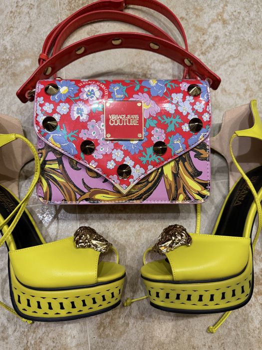 босоніжки Versace