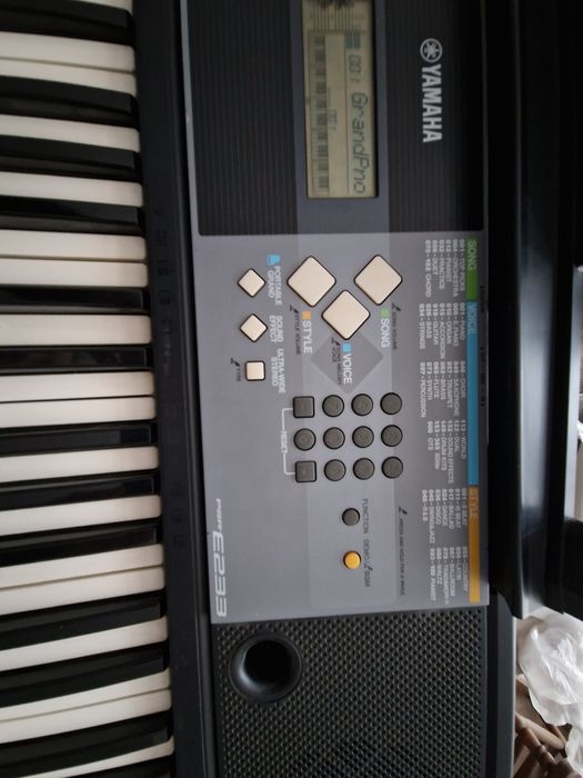 Keyboard Yamaha PSR-E233 | Stan idealny + zasilacz i pulpit
