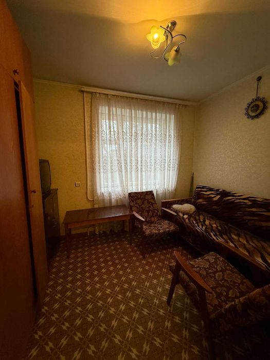3к класне планування+меблі+середній поверх ID:41776