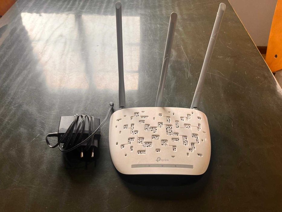 TP-Link 450Mbps TL-WA901N Access Point64740898111874121