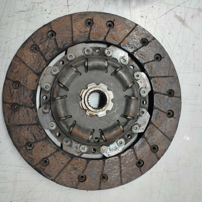 Docisk tarcza sprzęgła sprzęgło Opel Astra J 1.4T 1.4 OE 55587528