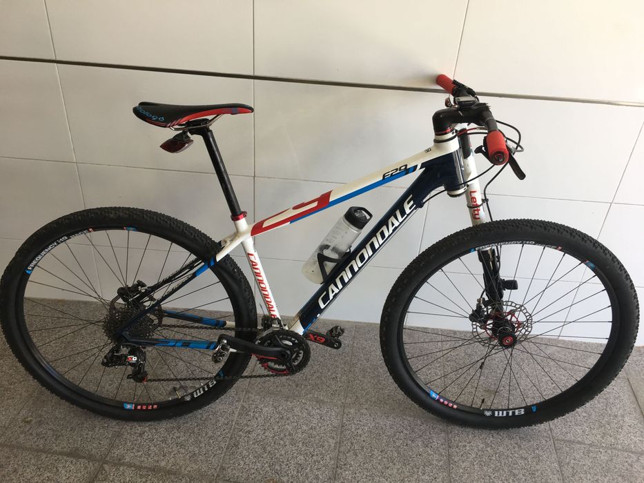 Cannondale carbono btt carbono