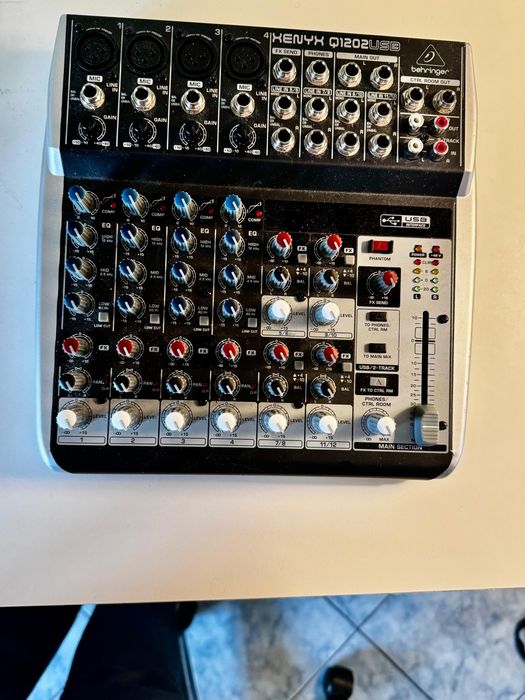Mikser audio Behinger Q1202USB