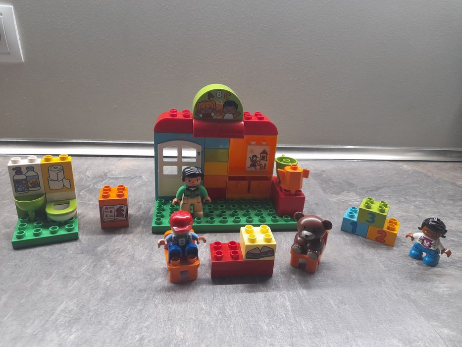 Lego duplo 10833 przedszkole