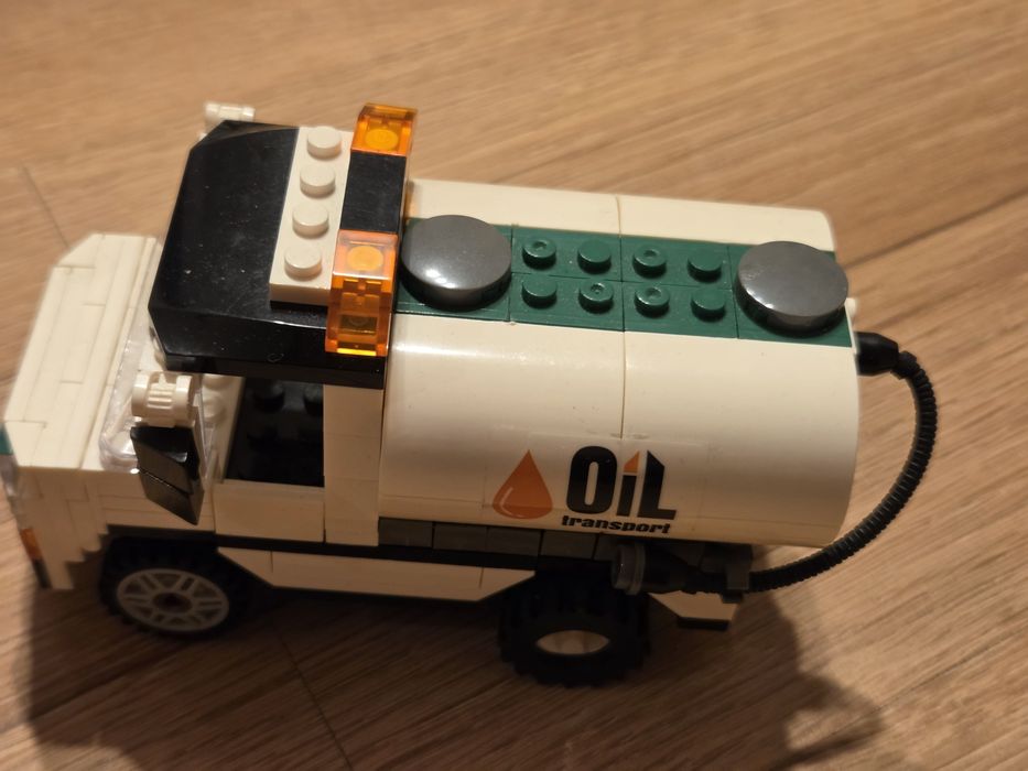 Klocki blocki oil transport