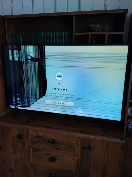 Продам телевизор Samsung 55 диагона.ль