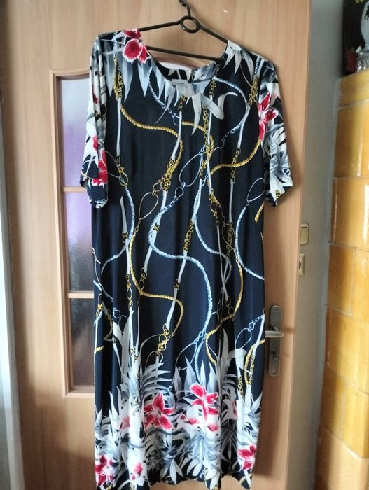 Sprzedam sukienke 120