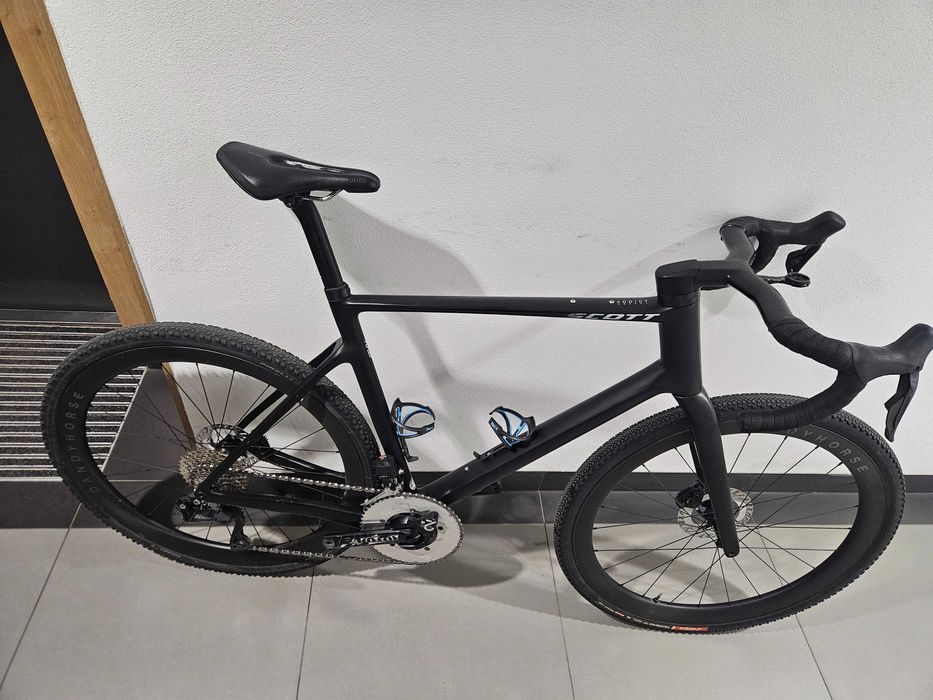 Scott Addict Gravel RC custom, rozmiar 58, shimano 105 di2 pomiar mocy