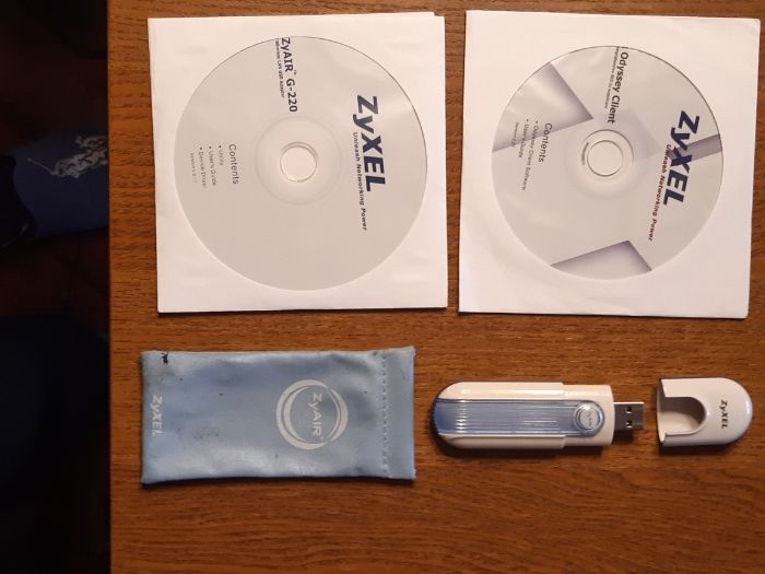 Wireless LAN USB Adapter ZyXEL G-220