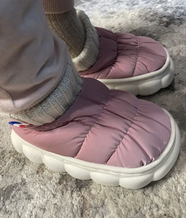 Дитяче взуття тапочки