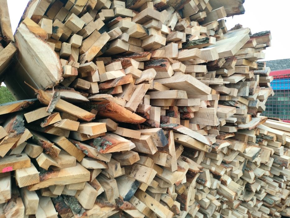 Drewno dąb zrzyna twarde liściaste mokre i suche