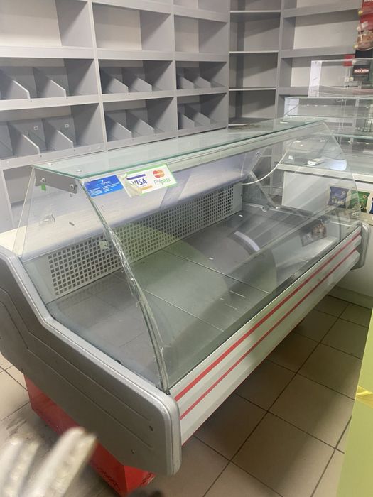 Стелажі , холодильні камери