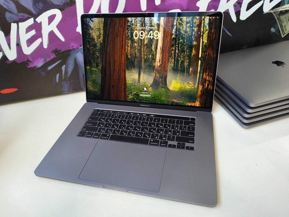 Топові Apple MacBook pro A2141 (Core i7-9750H/32Gb-DDR4-500Gb-SSD)