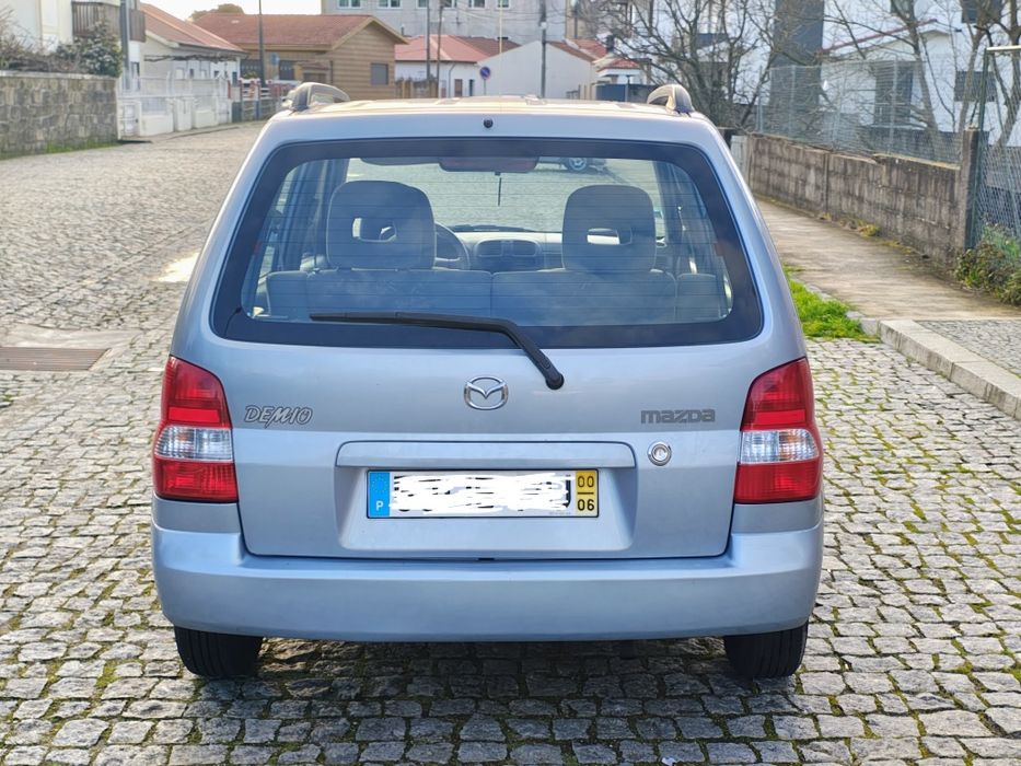 Mazda demio 1.2 16v muito estimado