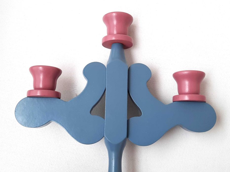 Stary drewniany świecznik - Szwecja