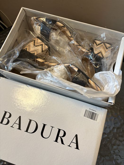 Sandałki Badura nowe